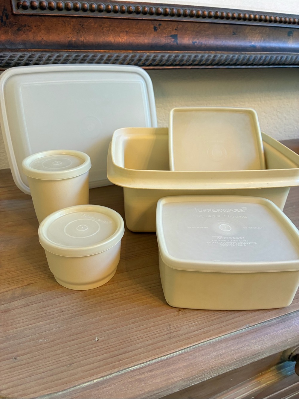 Tupperware Pale Yellow Creamy Beige Food Storage Set